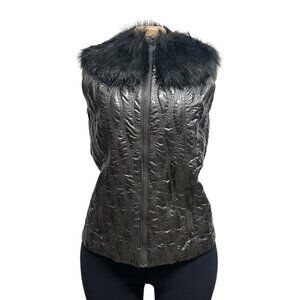 TG-19 G.G. Pink Size Small Black Quilted Puffer Vest With Black Faux Fur Collar